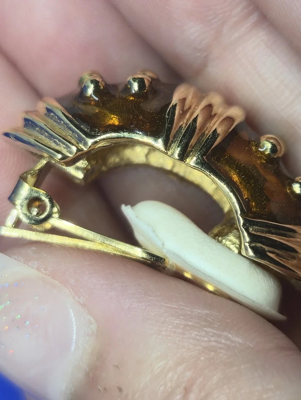 Vintage 80s Amber Gold Tone Ribbed Studded Half Dome Clip On Earrings Chunky